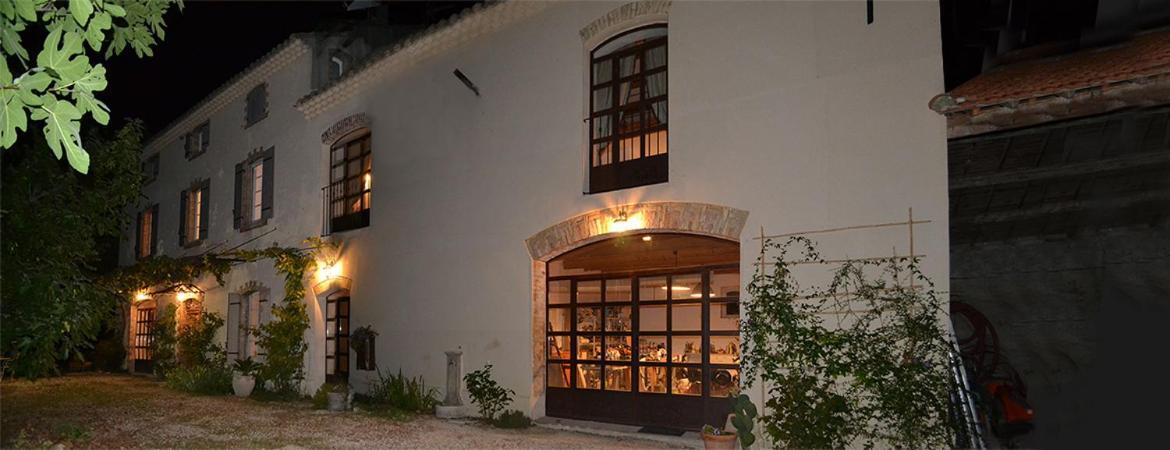 Chambres D Hotes De Charme Dans Mas La Souvine Du 17Eme, Chambres Climatisees Bedarrides ภายนอก รูปภาพ