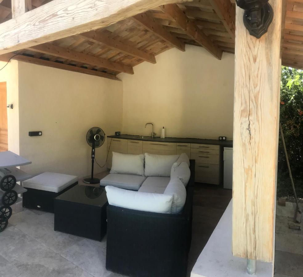 Chambres D Hotes De Charme Dans Mas La Souvine Du 17Eme, Chambres Climatisees Bedarrides ภายนอก รูปภาพ